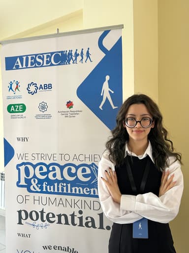 Süsən İsgəndərova